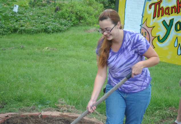 Valencia Community Garden Fall Planting Day 2012