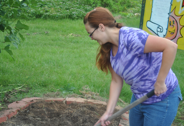 Valencia Community Garden Fall Planting Day 2012