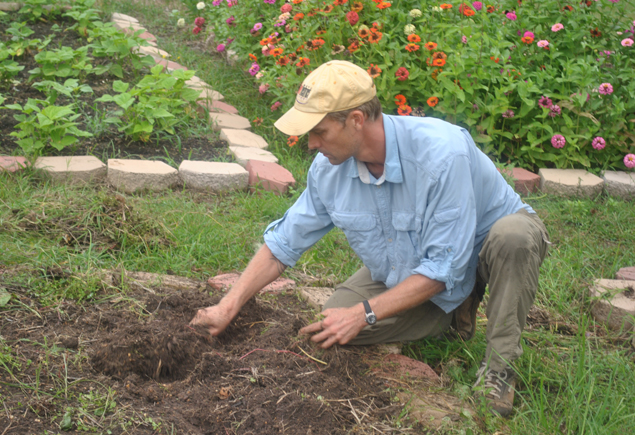 Valencia Community Garden Fall Planting Day 2012